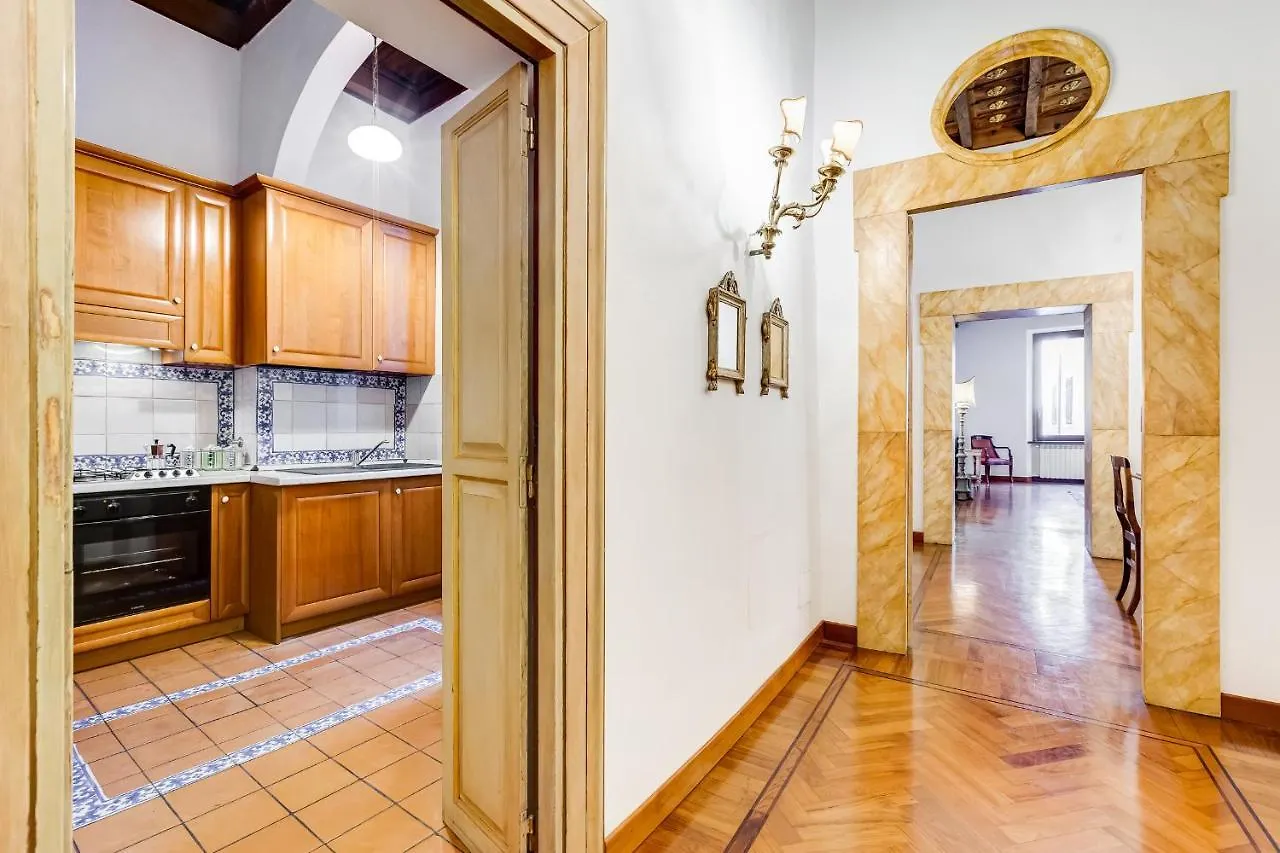 Appartamento Storico A Pochi Passi Da Piazza Navona Rome Apartment