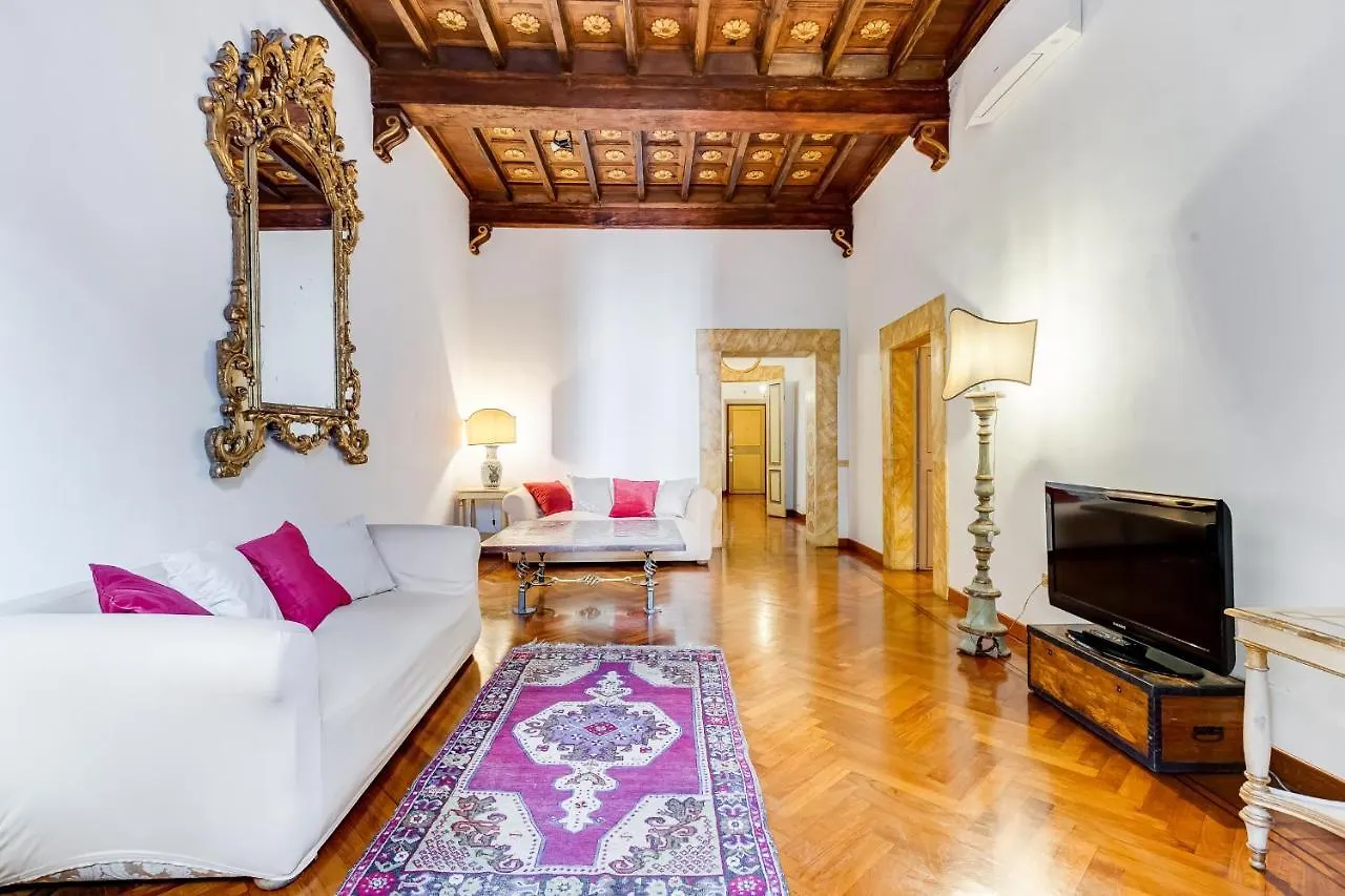 Appartamento Storico A Pochi Passi Da Piazza Navona Rome